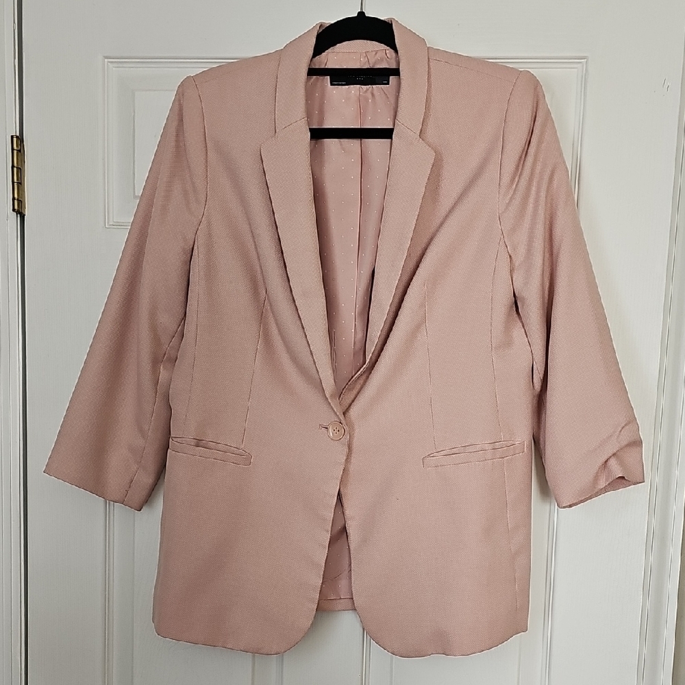 The Limeted Blush Pink Single-Button Blazer